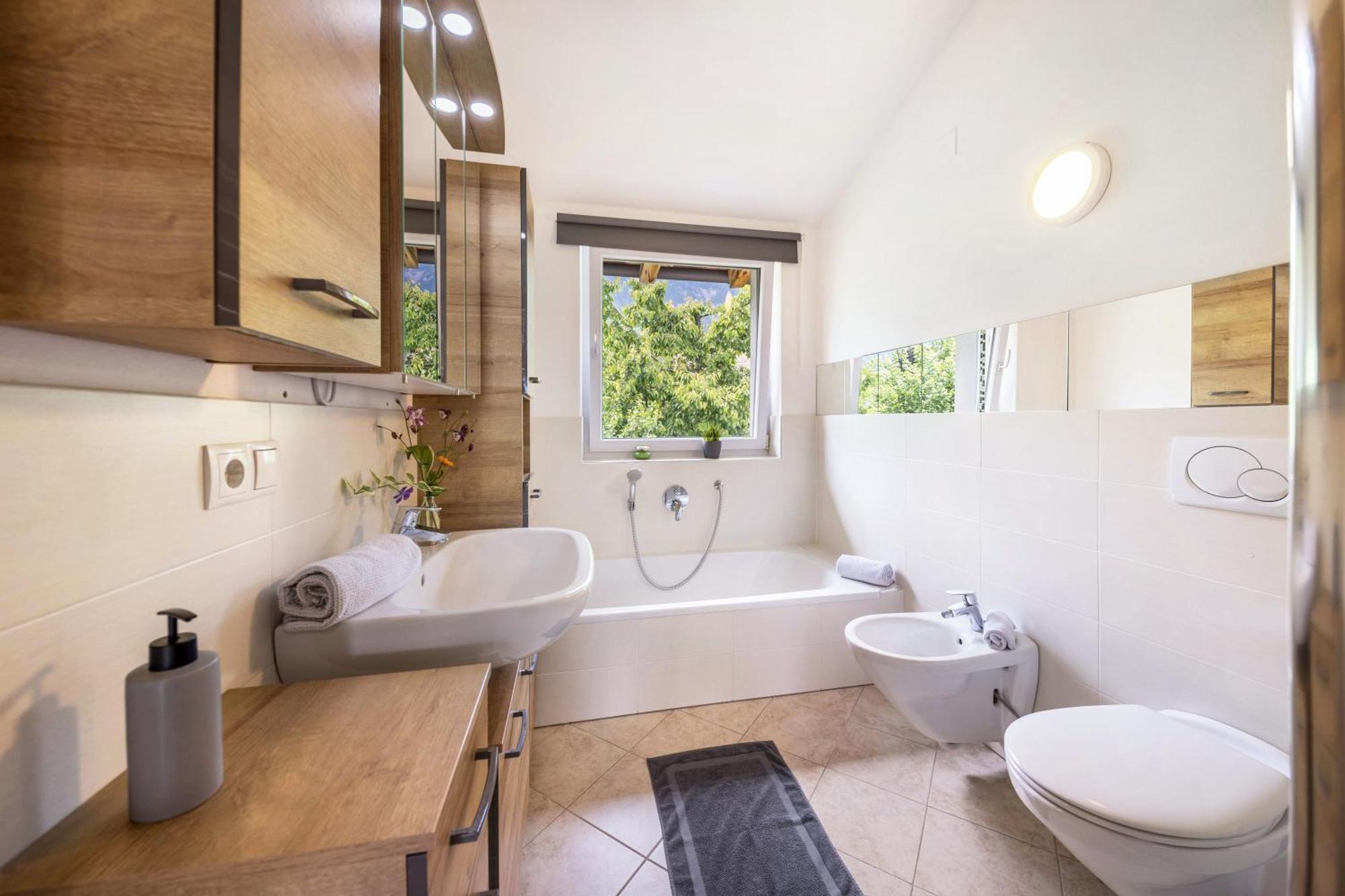Angerblick Apartment Аппиано-Сулла-Страда-дель-Вино Экстерьер фото